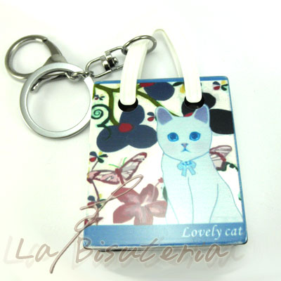 Llavero tipo bolso rigido. Modelo Gatito. Especial comuniones