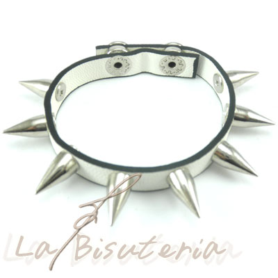 Pulsera de pinchos - pulsera de remaches. Color blanco - mod 1