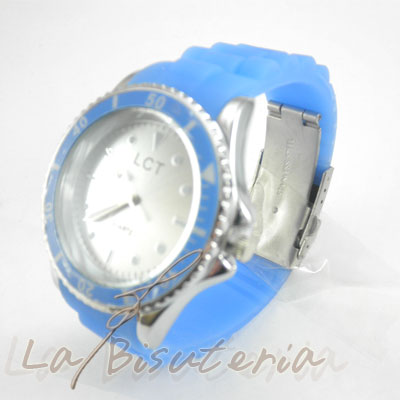 Reloj Silicona y Acero inoxidable. Colores. Celeste. Cierre Acer